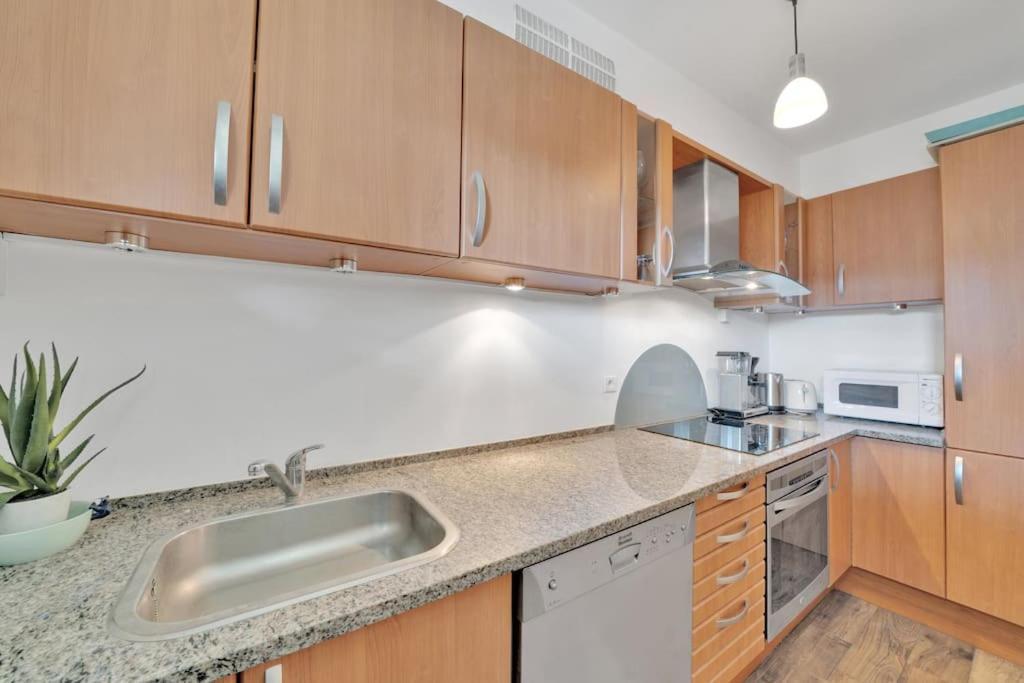 La Prom - A Two Bedroom Apartment With A Sea View Nice Dış mekan fotoğraf